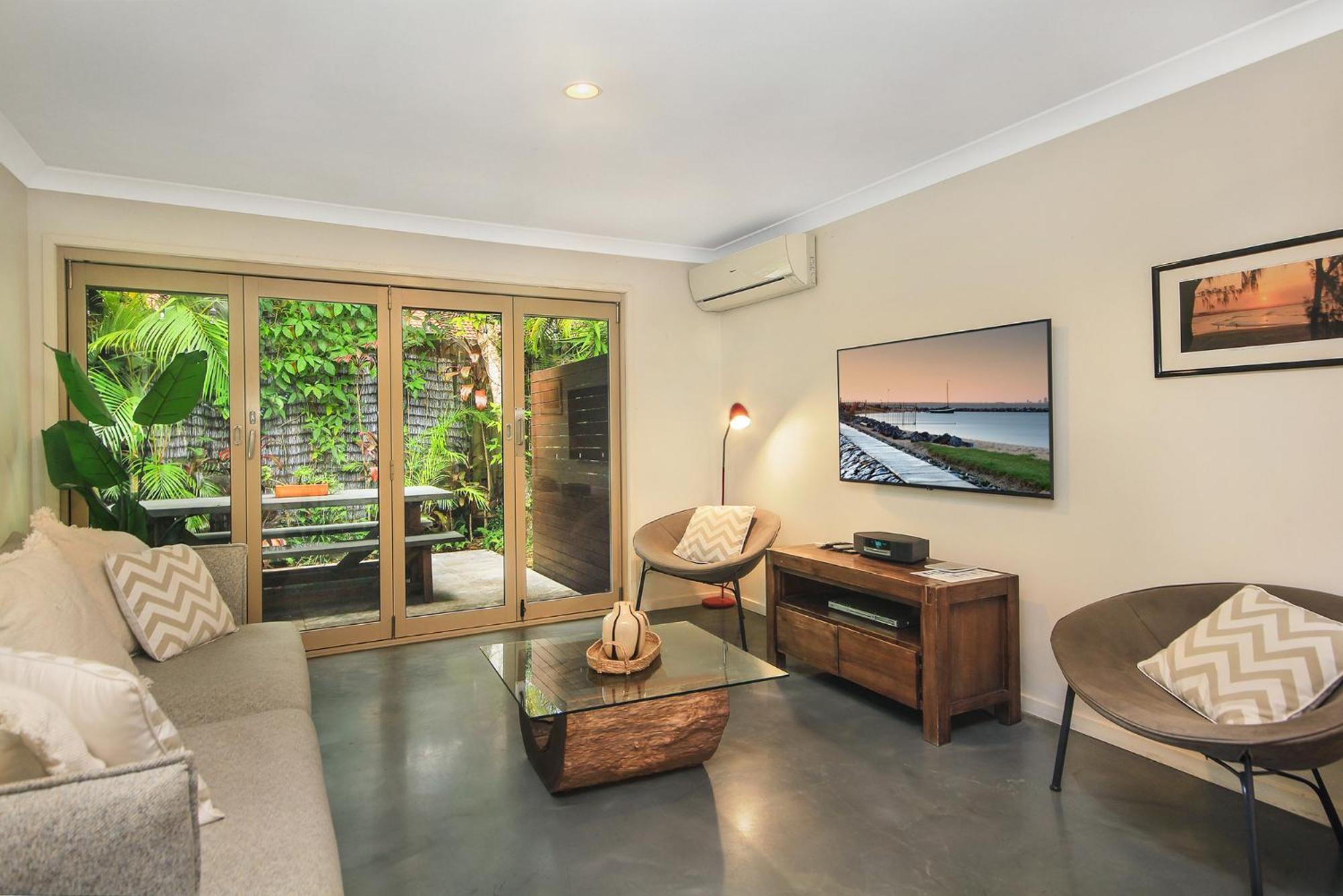 ביירון ביי Byron Lakeside Holiday Apartments מראה חיצוני תמונה