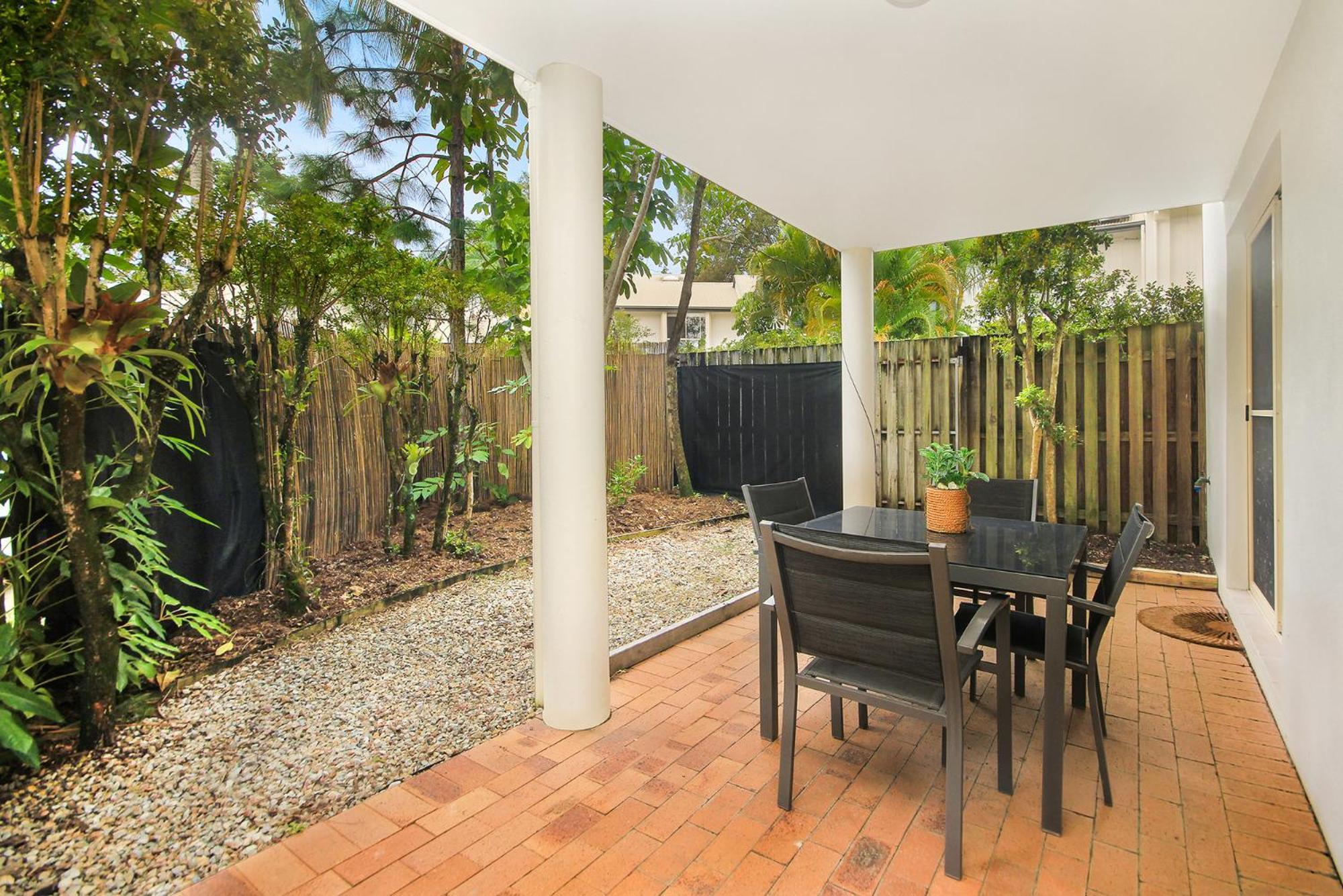 ביירון ביי Byron Lakeside Holiday Apartments מראה חיצוני תמונה